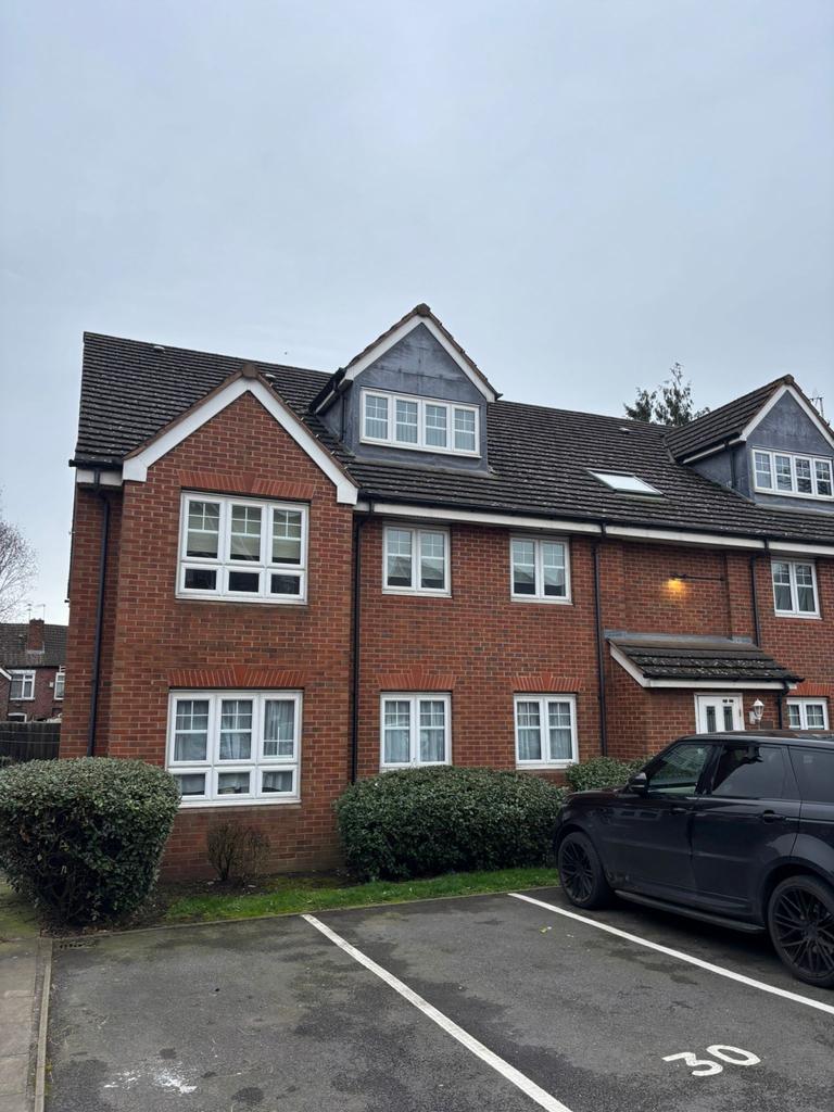 2 Bedroom Apartment TO LET