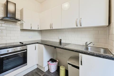 1 bedroom flat for sale, Alexandra Road, Mutley, Plymouth, Devon, PL4