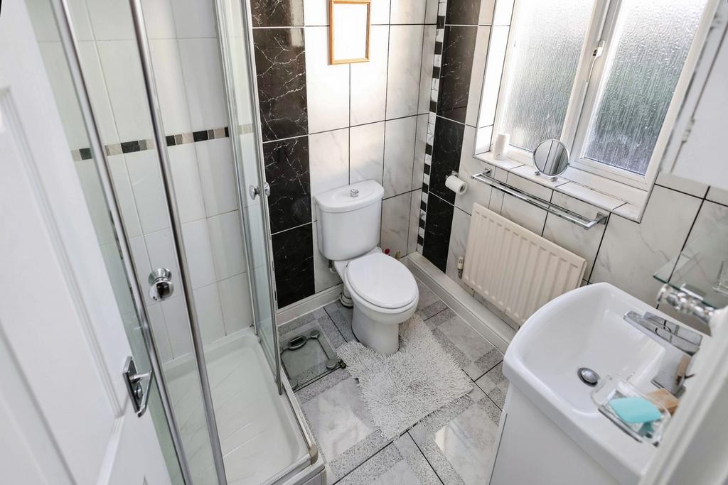 Ensuite