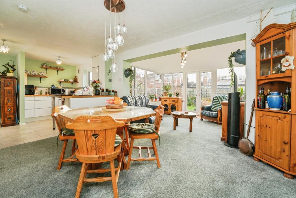 Kitchen Diner Lounge