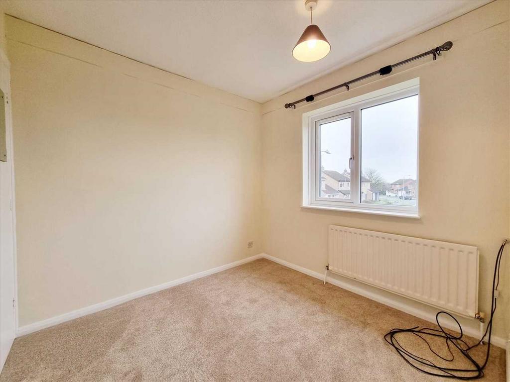 Bedroom 2: