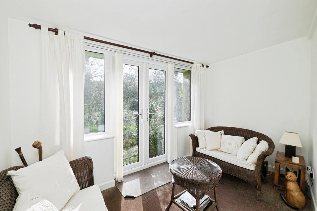 Sun/Recep Room