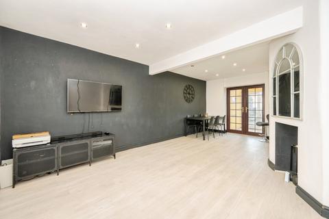 undefined, Kingsway, Kingsbury, Tamworth, Warwickshire, B78