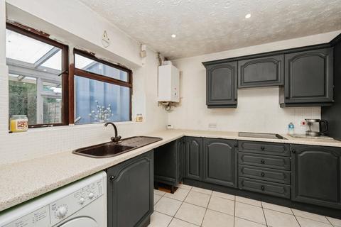 undefined, Kingsway, Kingsbury, Tamworth, Warwickshire, B78