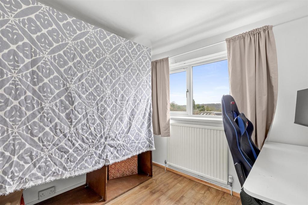 32 Perth Rd, HP13 6 XX-5.jpg