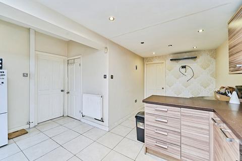 4 bedroom semi-detached house for sale, Braden Road, West Midlands, WV4