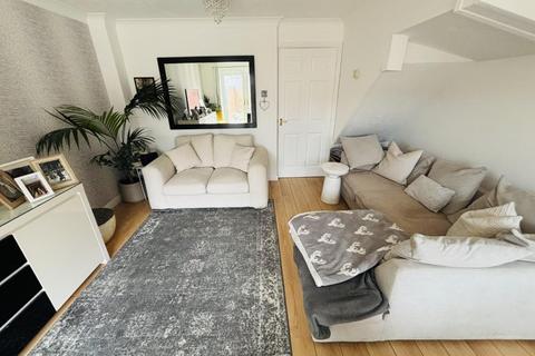 2 bedroom semi-detached house for sale, Glendower Approach, Heathcote, Warwick