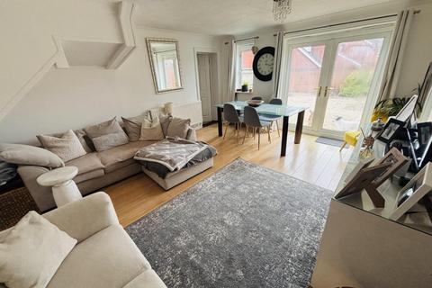2 bedroom semi-detached house for sale, Glendower Approach, Heathcote, Warwick