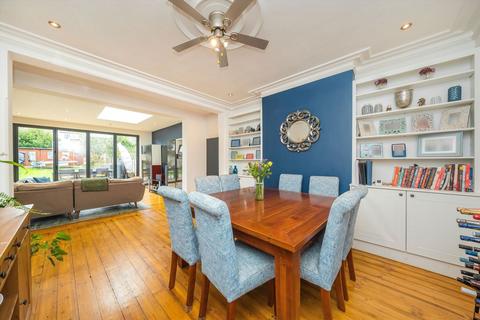 undefined, Villiers Avenue, Surbiton KT5