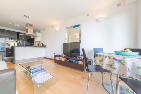 1 bedroom flat to rent, Vicentia Court, LONDON SW11