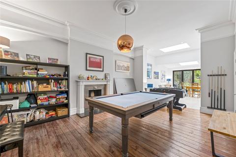 5 bedroom detached house for sale, Richmond Road, St Margarets