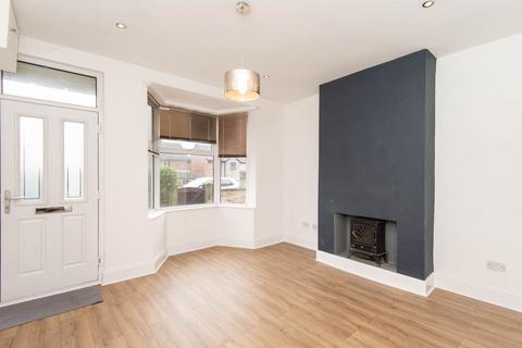 3 bedroom end of terrace house to rent, Mansfield Road, Sheffield S21