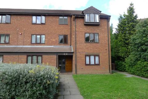 2 bedroom flat to rent, Parkfield Road, Wolverhampton WV4