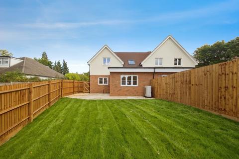 3 bedroom semi-detached house for sale, Hillcrest, Harberts Road, Harlow