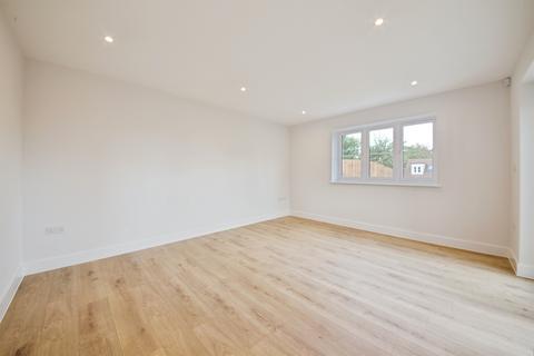 3 bedroom semi-detached house for sale, Hillcrest, Harberts Road, Harlow