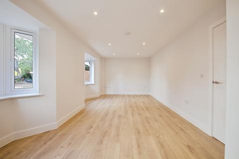 3 bedroom semi-detached house for sale, Hillcrest, Harberts Road, Harlow