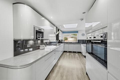 5 bedroom semi-detached house for sale, Virginia Road, Thornton Heath, CR7