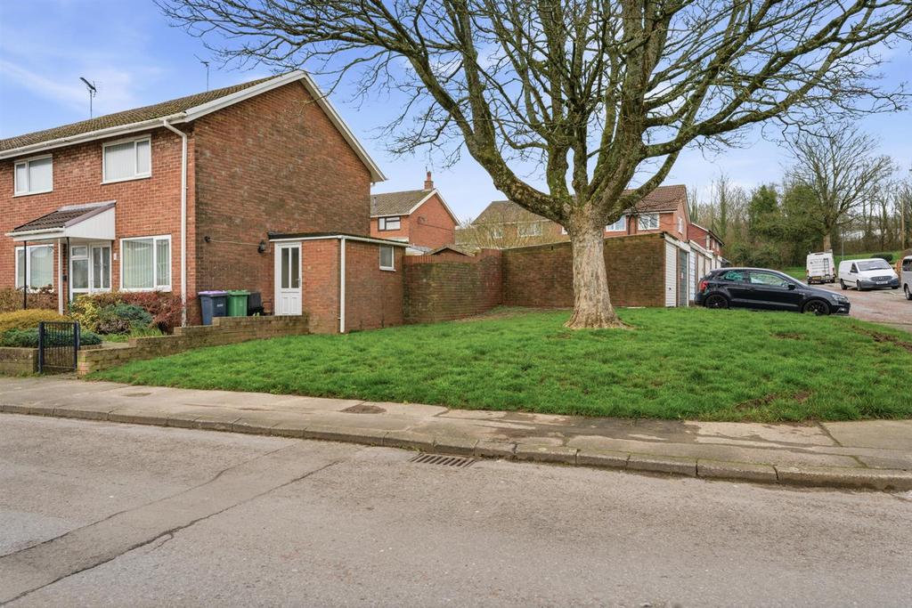 19 Liswerry Drive-1.jpg