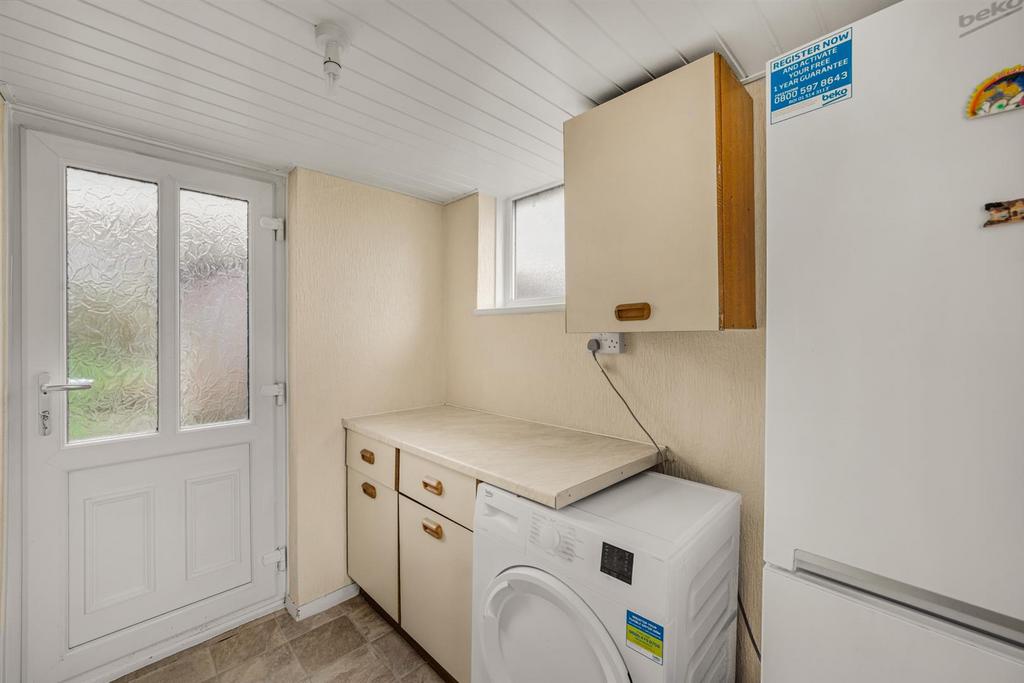 19 Liswerry Drive-12.jpg