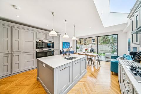 5 bedroom terraced house for sale, Fernside Road, SW12