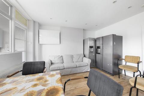 3 bedroom terraced house for sale, Stratford Road, Thornton Heath, CR7