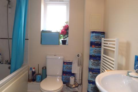 undefined, Linden Road, Luton, LU4