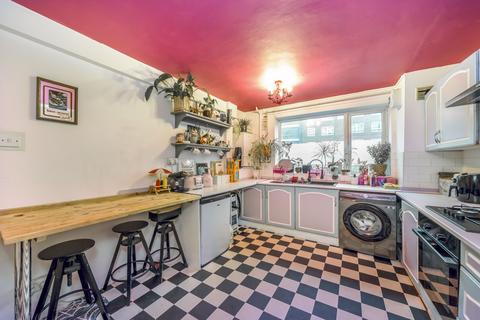 undefined, Kingsman Street, London, SE18