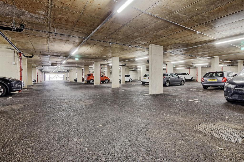 Garage.jpg