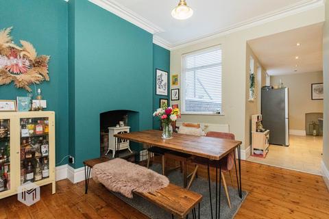 3 bedroom end of terrace house for sale, Bolton Road, Manchester M46
