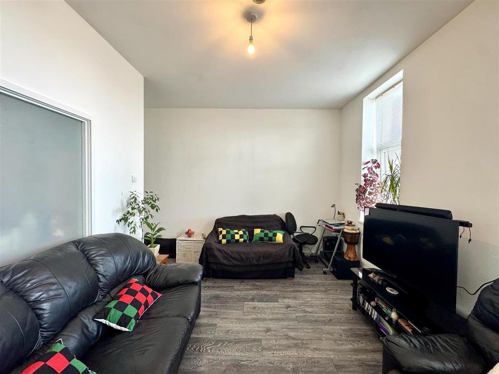 Living room.jpeg