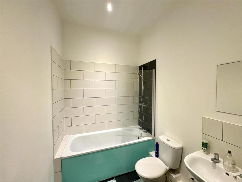 Bathroom.jpeg