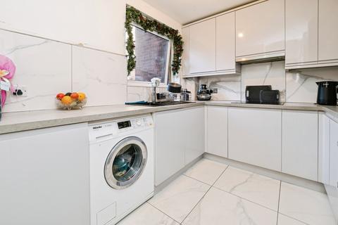 undefined, Tamar Square, Woodford Green, IG8