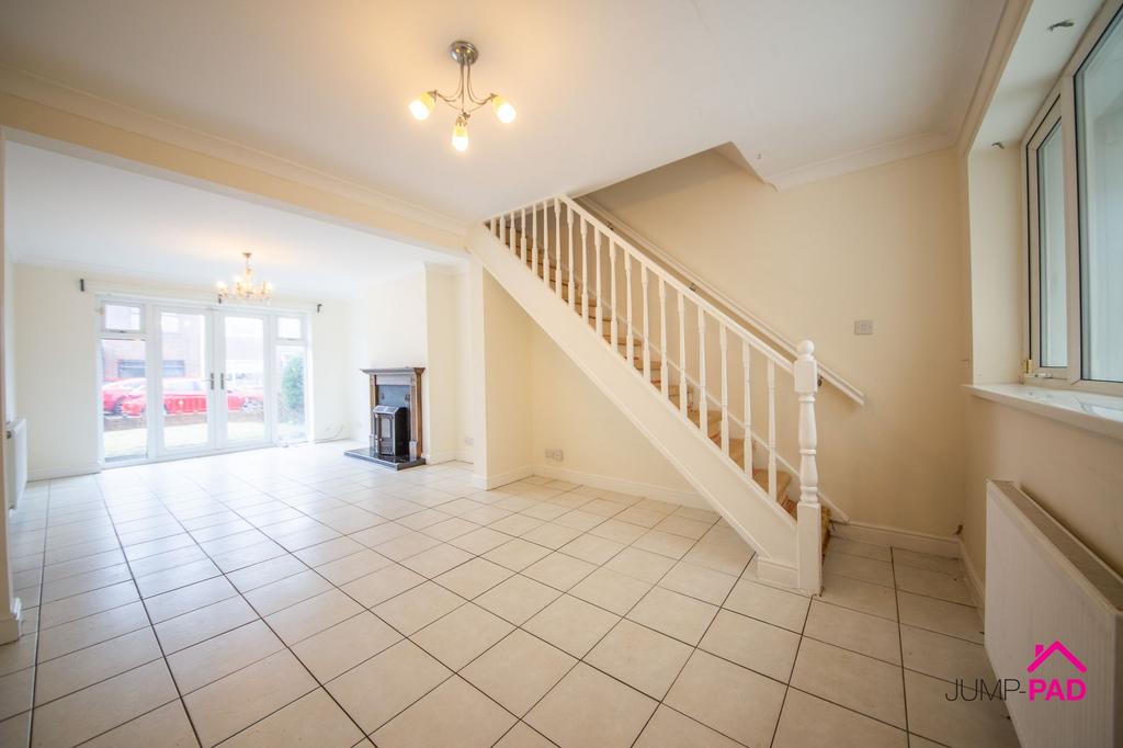 Living/dining room