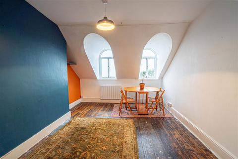 1 bedroom flat for sale, Markwick Terrace, St. Leonards-On-Sea