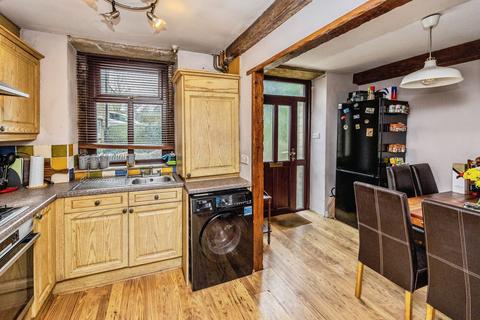 2 bedroom terraced house for sale, Penistone Road, Huddersfield HD8