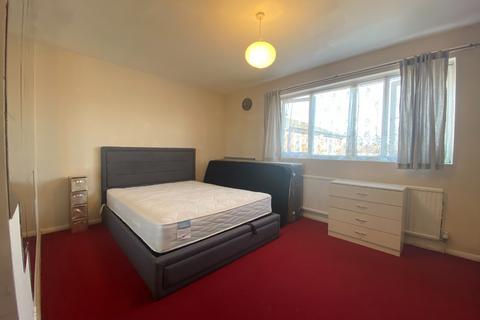 1 bedroom flat to rent, Essoldo Way, Edgware, Greater London, HA8