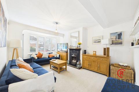 undefined, Woodlands Avenue, Ruislip, HA4