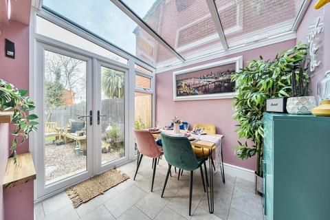 2 bedroom end of terrace house for sale, Birchfield Road, Redditch