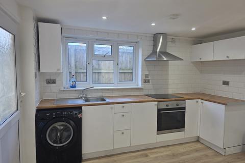 undefined, Kingshill Road, SWINDON