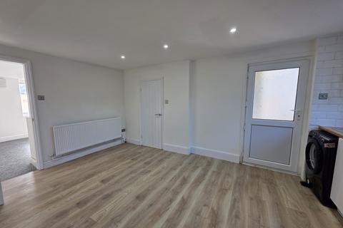 undefined, Kingshill Road, SWINDON