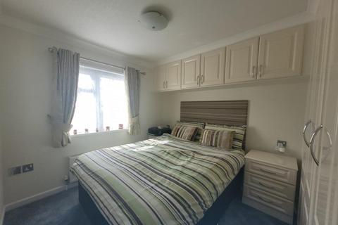 2 bedroom park home for sale, Kingsmead Park, Allhallows