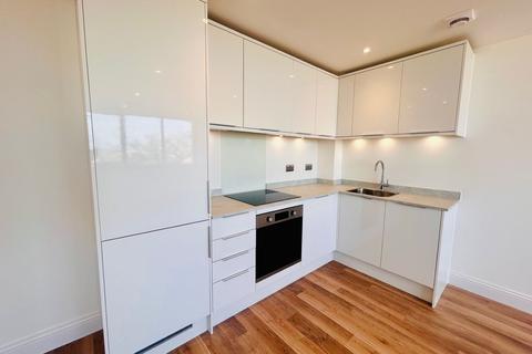 2 bedroom apartment to rent, New Road, Trinity Point New Road, DA11