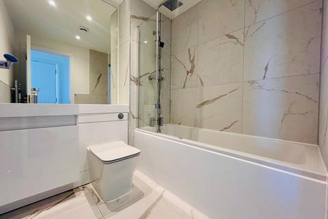 2 bedroom apartment to rent, New Road, Trinity Point New Road, DA11