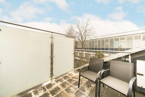 undefined, Lydden Grove, London SW18