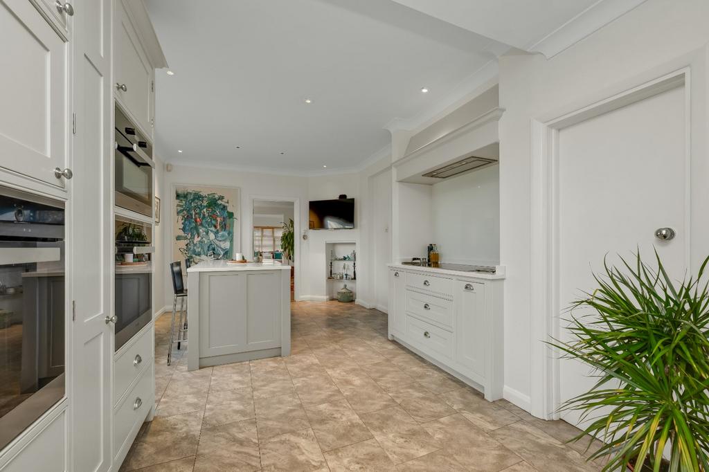 Kitchen/Breakfast Rm