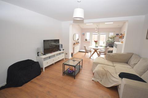 2 bedroom terraced house for sale, Ragley Close, Great Notley, Braintree, CM77