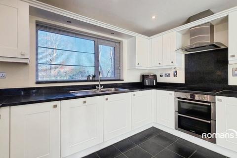 1 bedroom apartment for sale, Cliddesden Road, Basingstoke, Hampshire