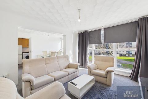 2 bedroom flat for sale, Caerau Court Road, Caerau, Cardiff, CF5