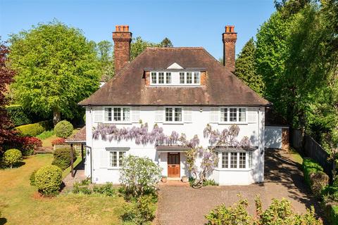 5 bedroom detached house for sale, Furze Hill, Kingswood