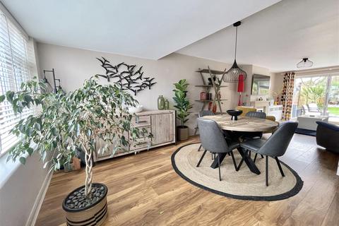 undefined, Coleridge Drive, Leicester LE19